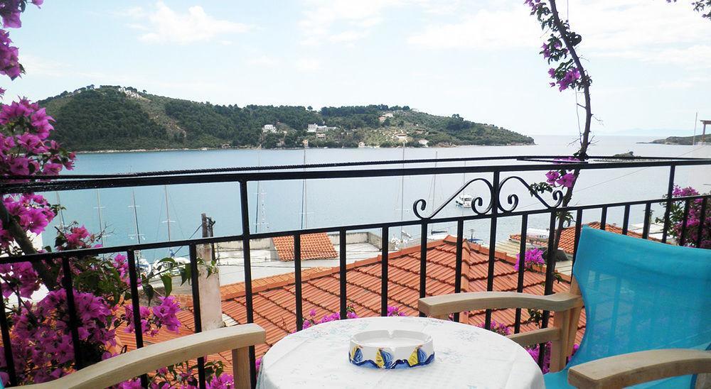 Hotel Babis Città di Skiathos Esterno foto