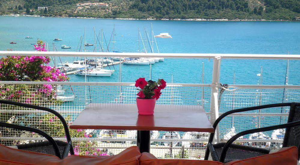 Hotel Babis Città di Skiathos Esterno foto