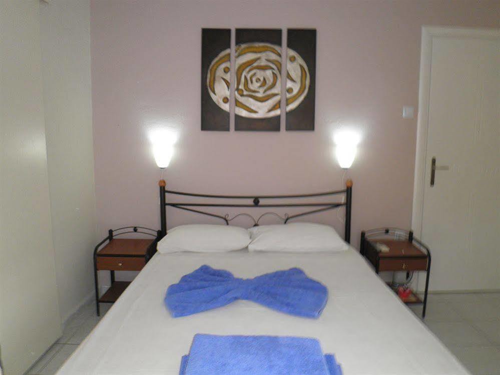 Hotel Babis Città di Skiathos Esterno foto